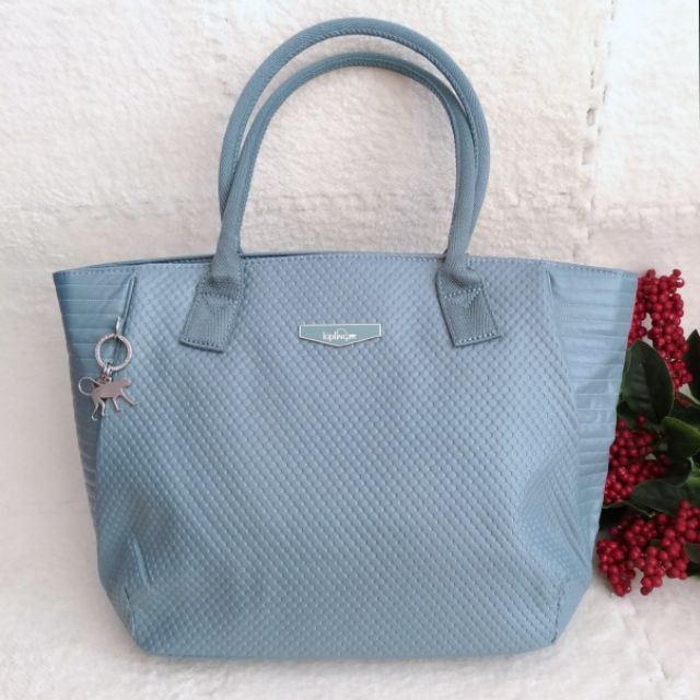 blue quilted bag