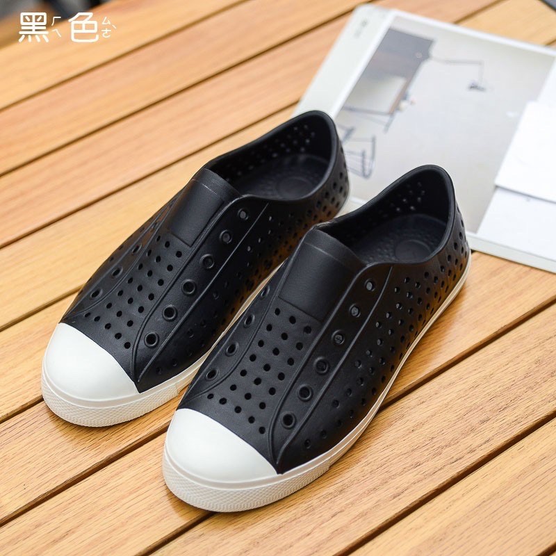 crocs anti slip shoes