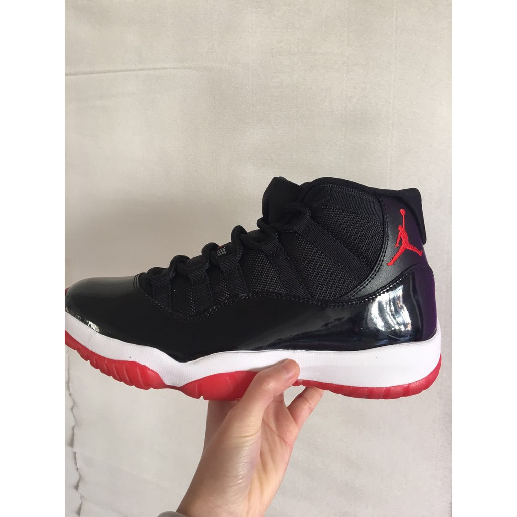 womens black jordan 11