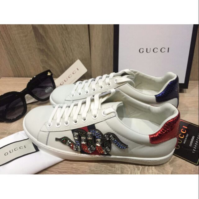 gucci shoes snake design