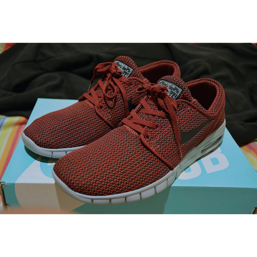 red janoski max