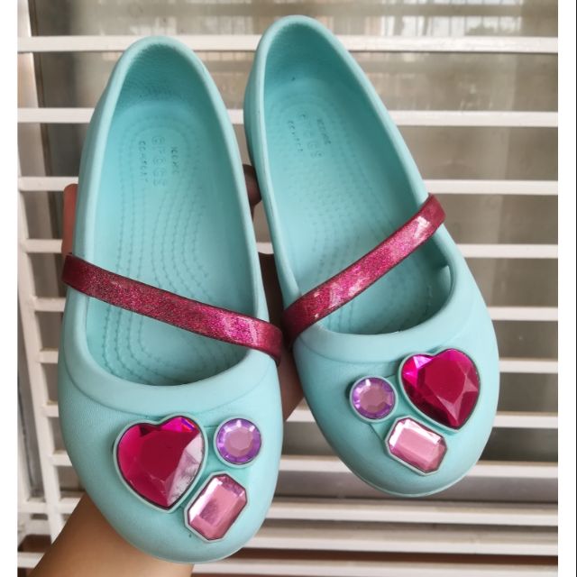 doll crocs