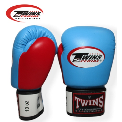 twins blue boxing gloves