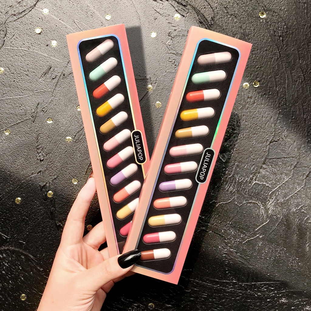 12pcs Long Lasting Colorful Capsule Lipgloss Matte Lipstick Portable Mini Velvet Lipstick Set 