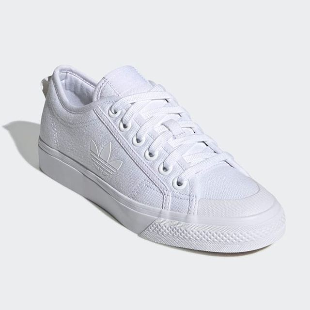 nizza trefoil shoes white