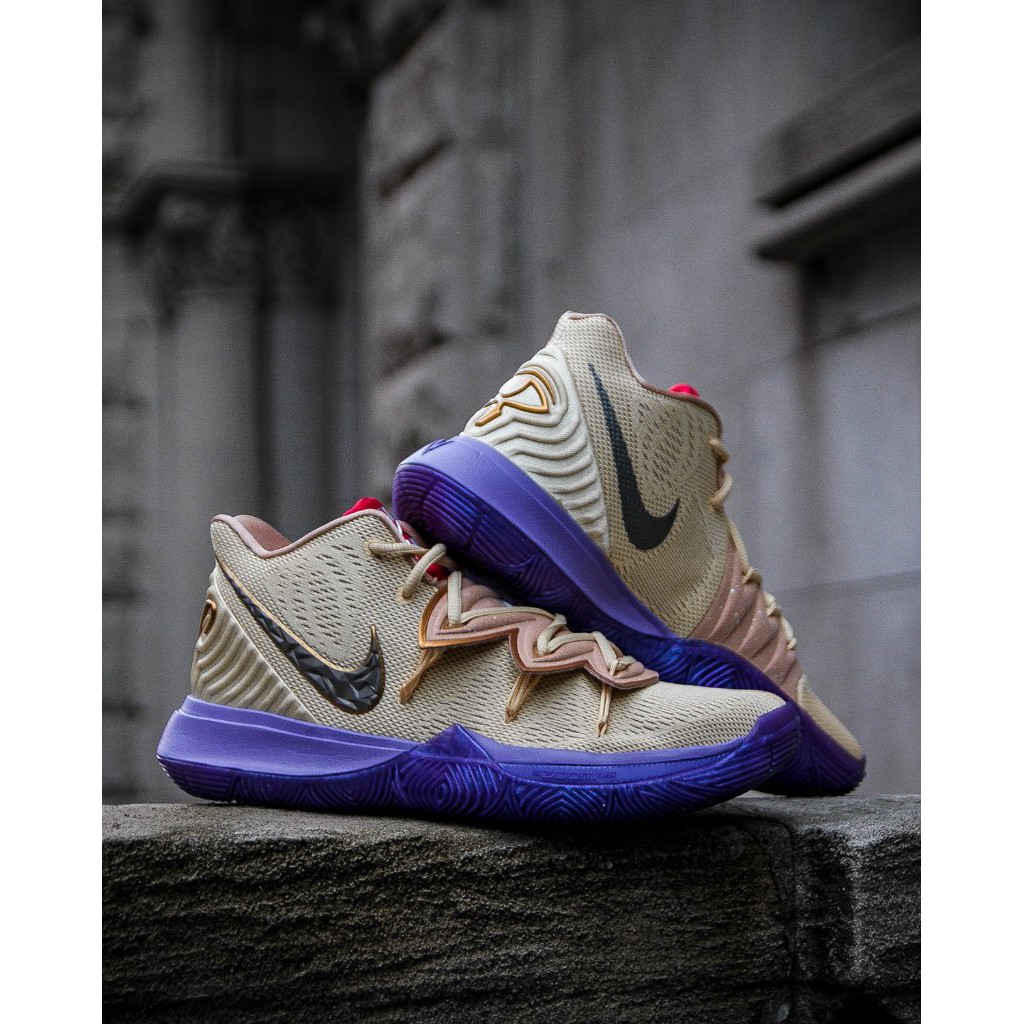 Nike Kyrie 5 'Family and Friends Ikhet Dusk' Men 's Basketball Shoes