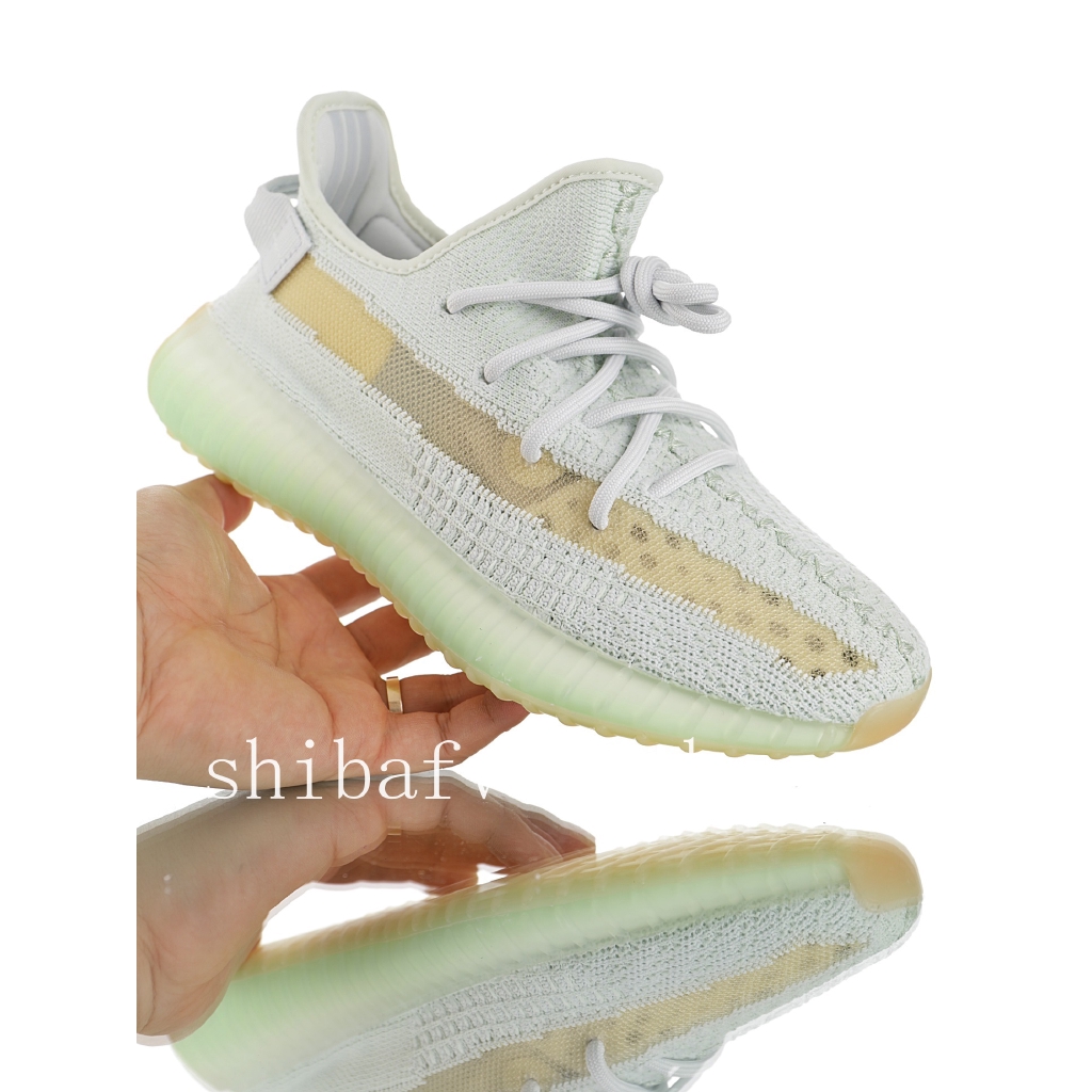 yeezy supply hyperspace