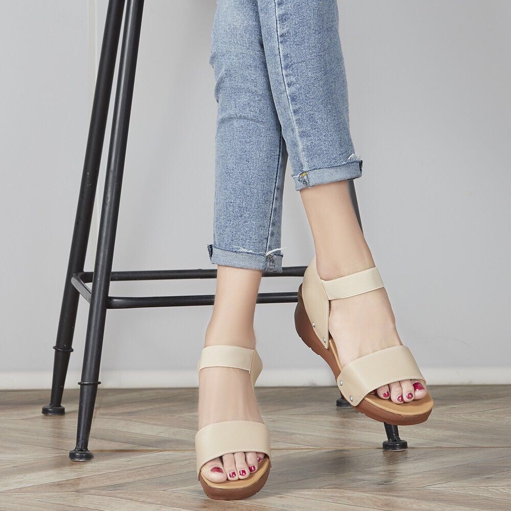 wedges shopee