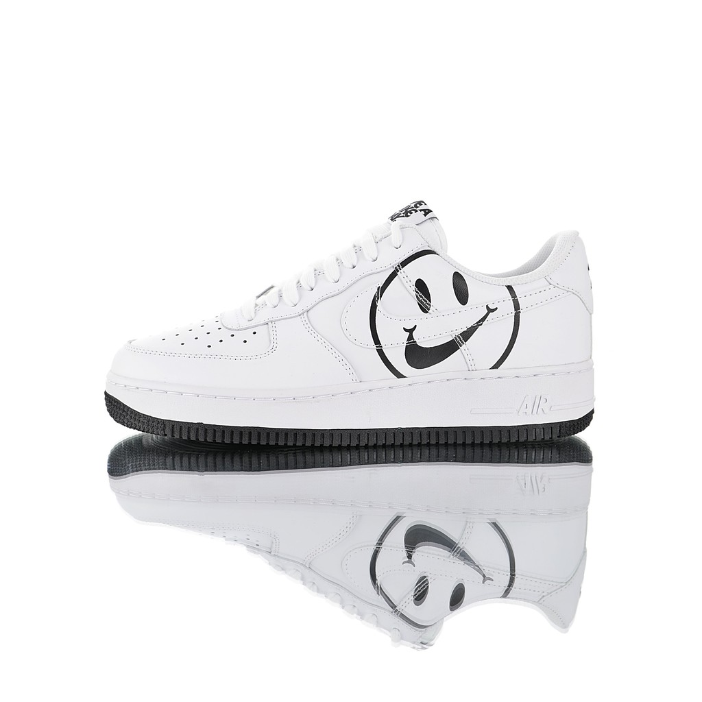 have a nike day air force 1 white