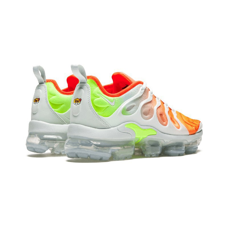 vapormax plus orange and white