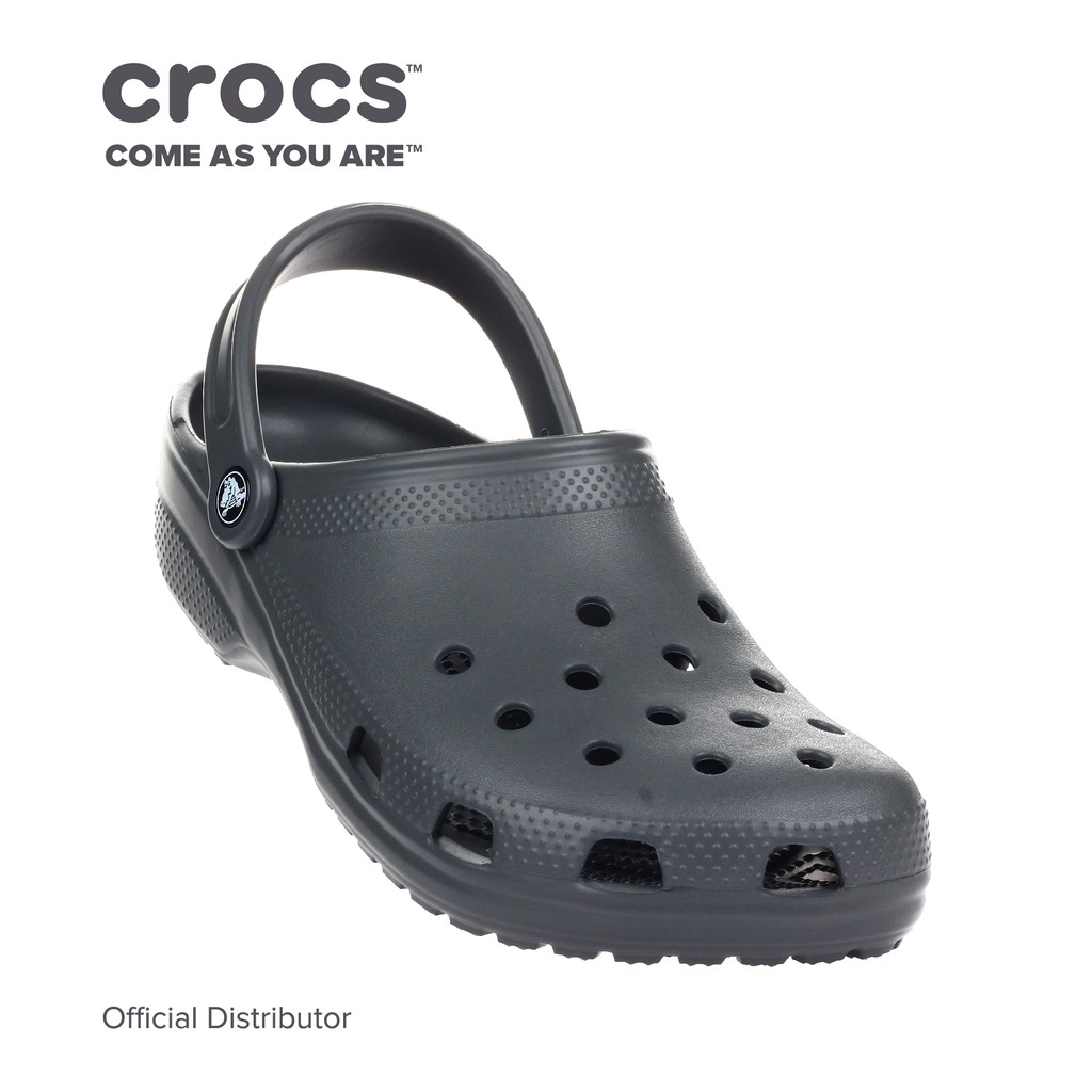 black classic clog crocs