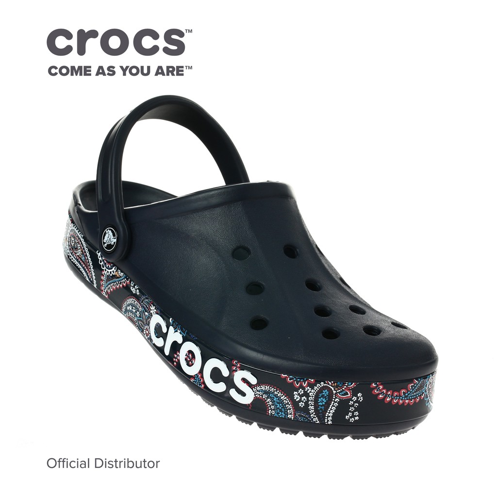 crocs printed clogs