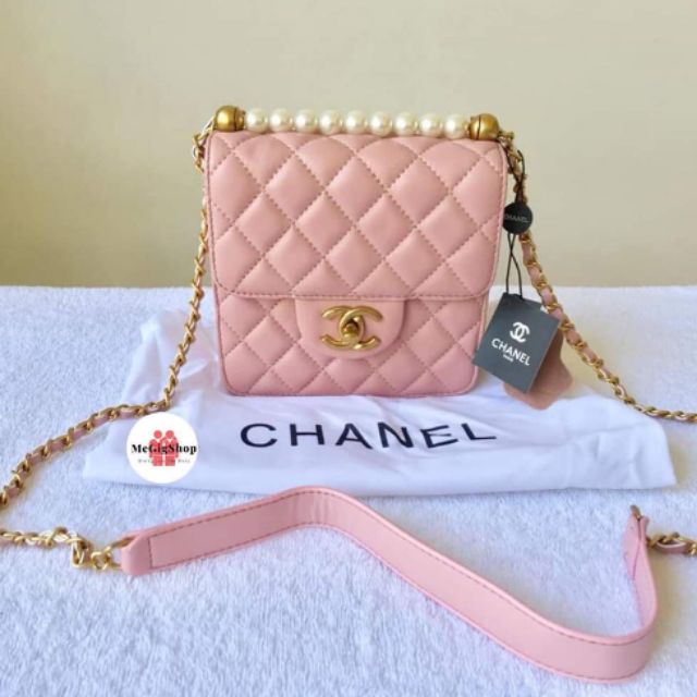 chanel pink sling bag