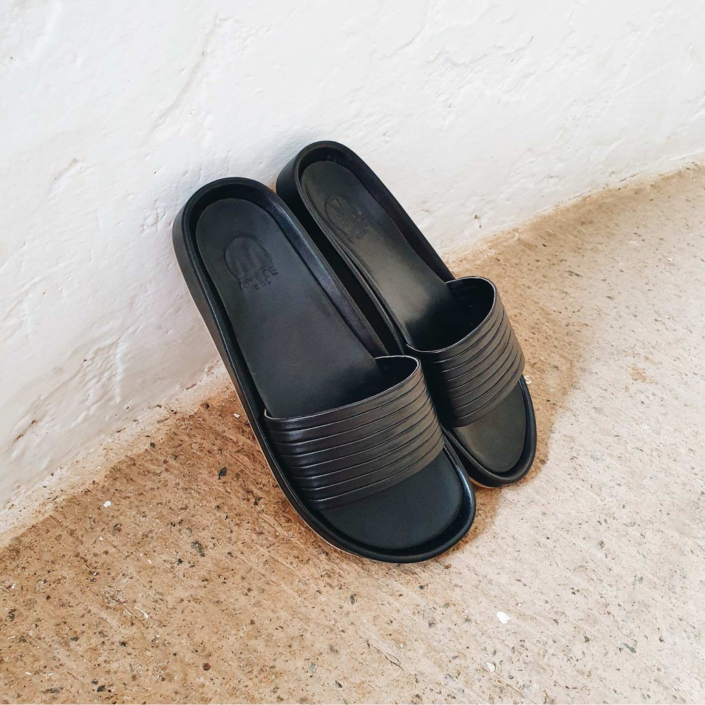 Amber MNL Cadence Slides in Black | Shopee Philippines