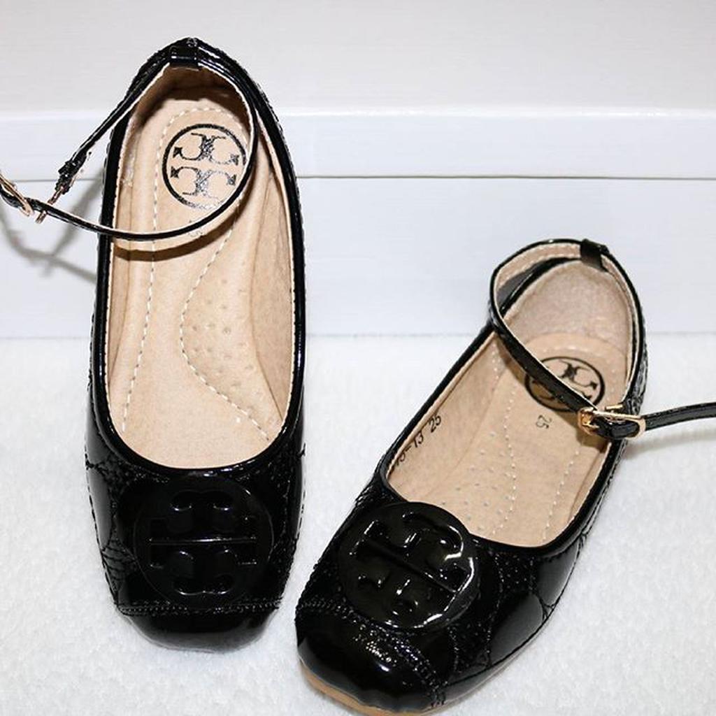 tory burch kids sandals
