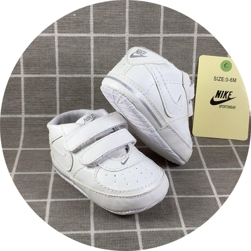 infant soft bottom nikes