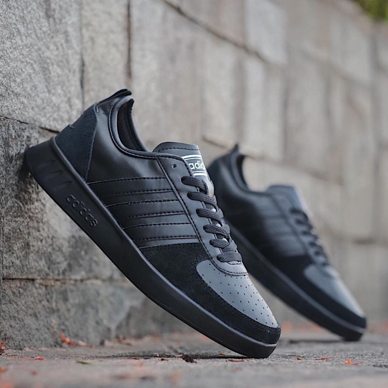adidas court 80s black