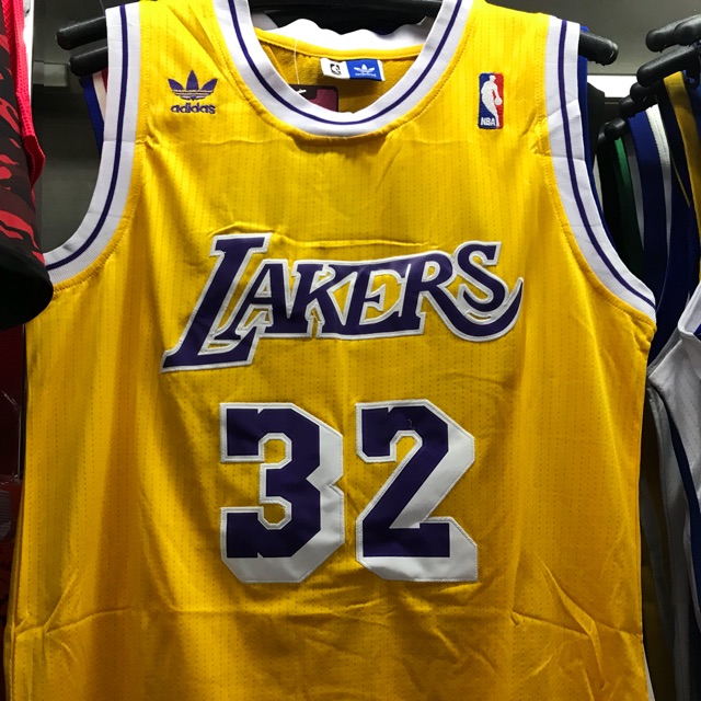 lakers jersey 32