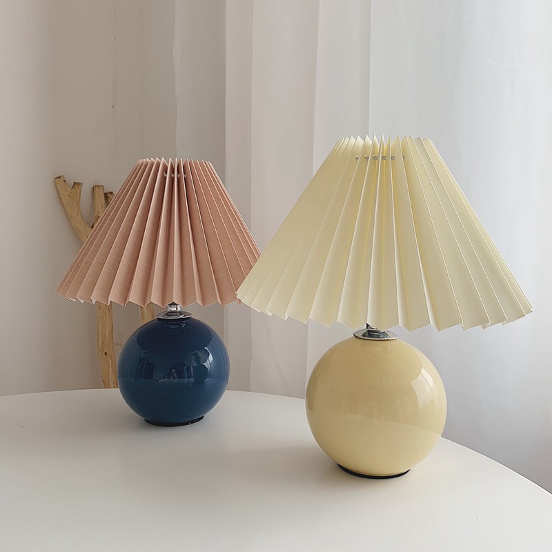 pleated table lamp