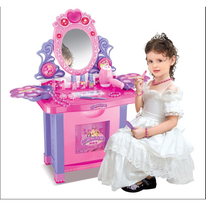 baby makeup table