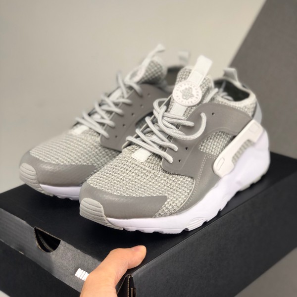 id sports shoes