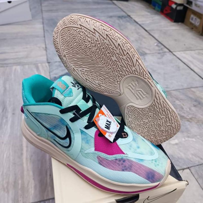 kyrie 5 low cut