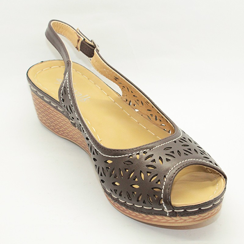 unlisted sandals