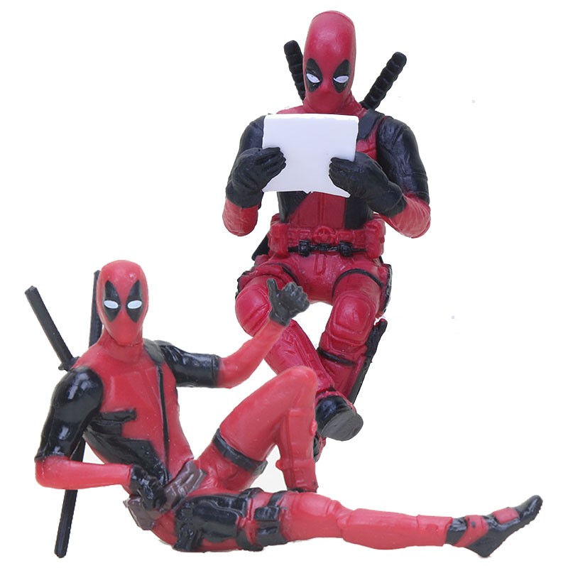 mini deadpool figure