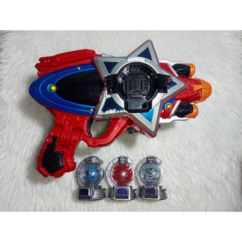 Kyuranger DX Seiza Blaster Uchuu Sentai + 3pcs random Kyuranger ...