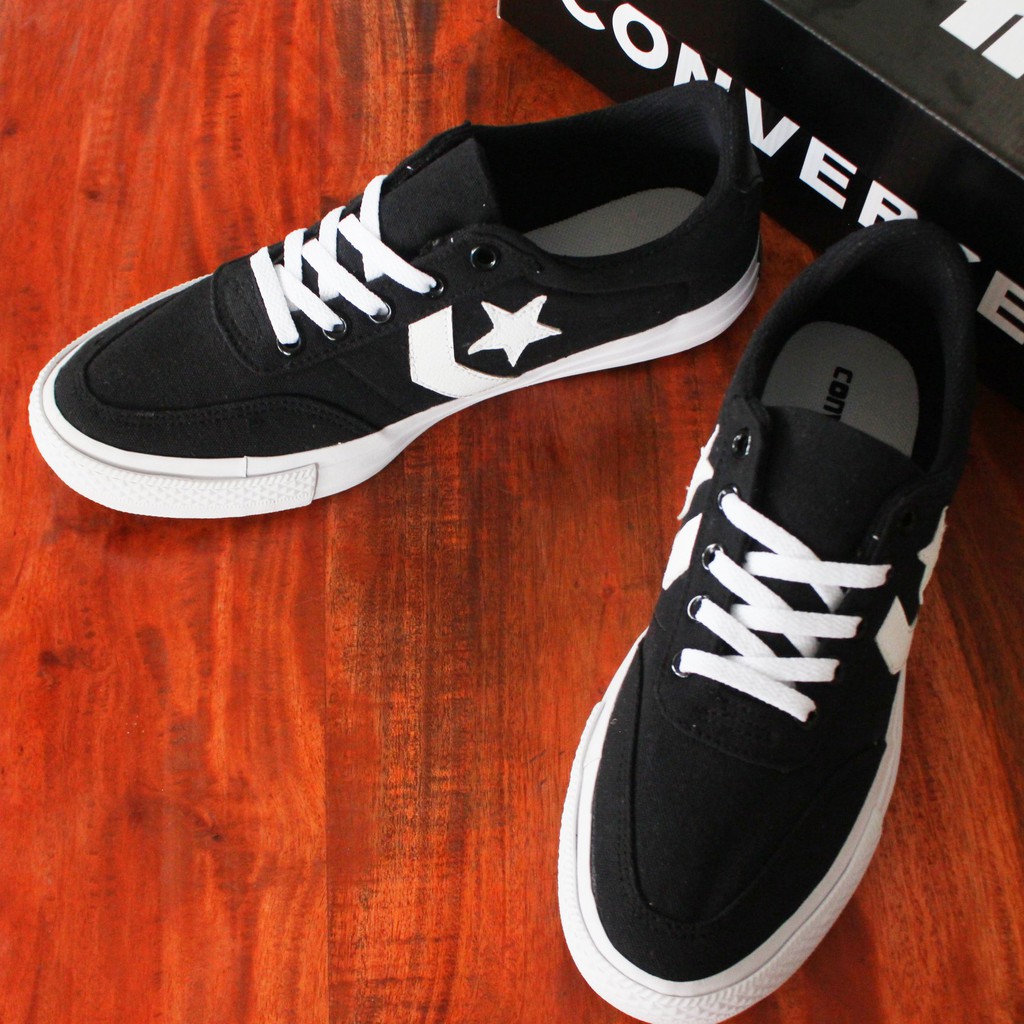 womens casual sneakers