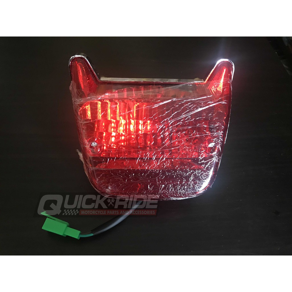 bajaj ct 100 tail light