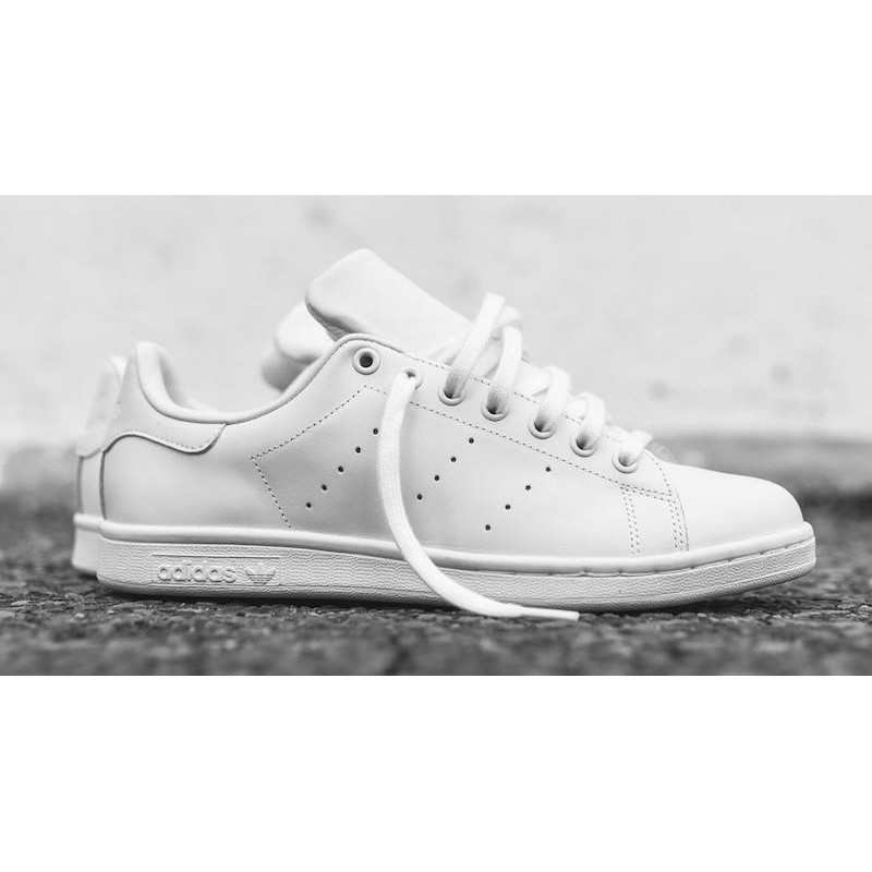 stan smith triple white womens