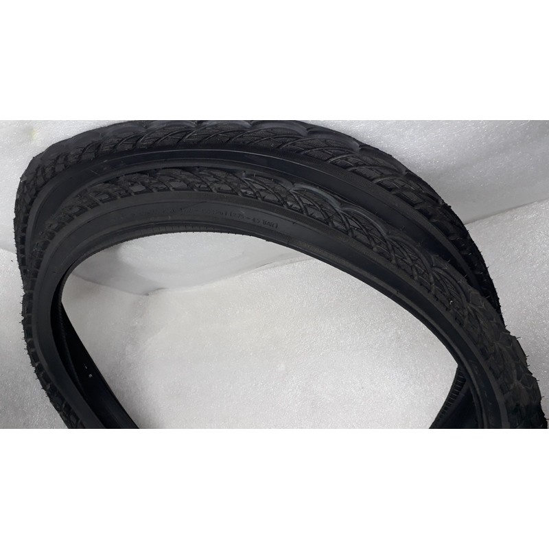 26x2 00 bike tires