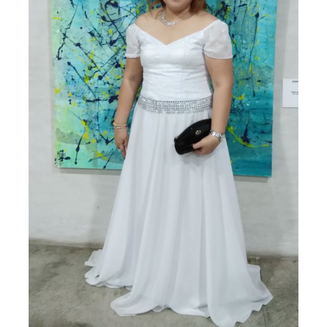 white gown for plus size