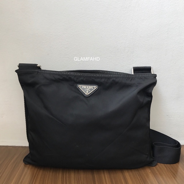 prada black handbag