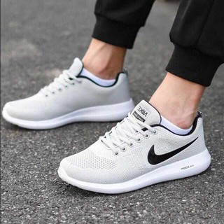 white rubber shoes for ladies nike