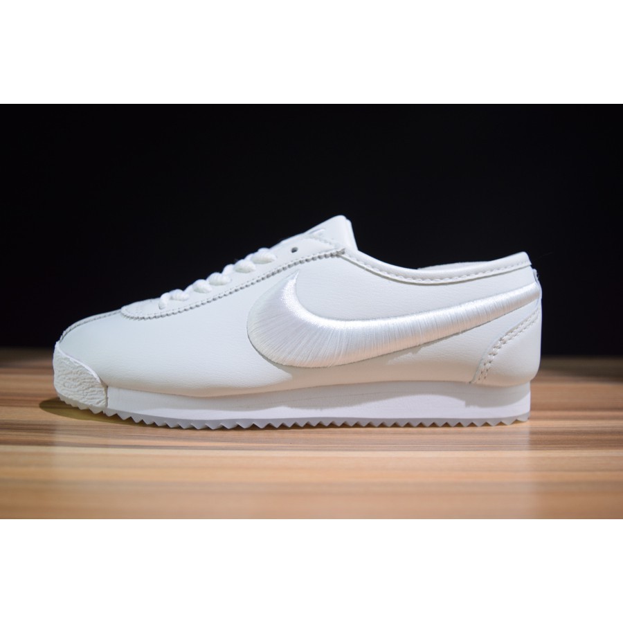 nike classic cortez embroidered sneaker