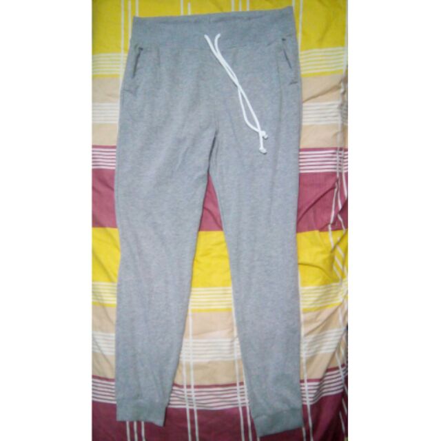 divided jogger pants