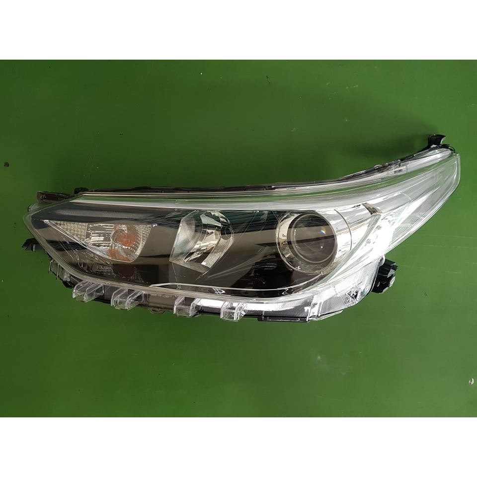 Toyota Vios 2018 Headlamp Headlight Head light Head lamp Driver side (Left Side) Projector Type
