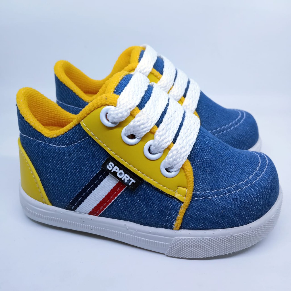 yellow levis shoes