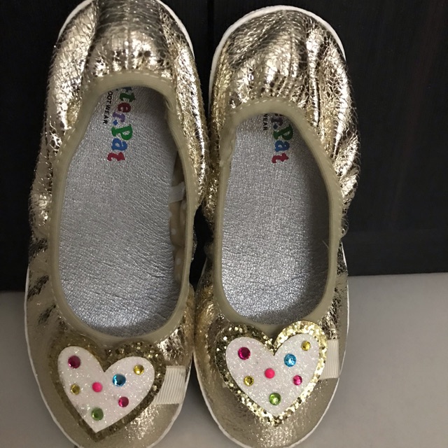 girls gold shoes