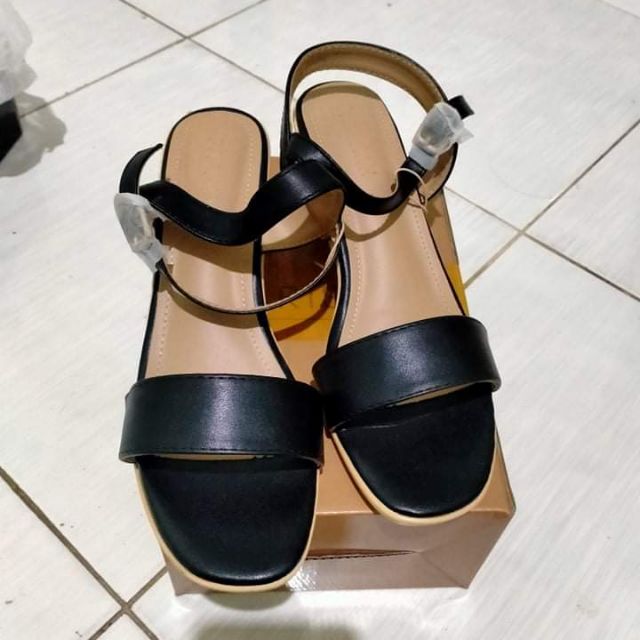 Parisian sandals Brand New sandals | Shopee Philippines