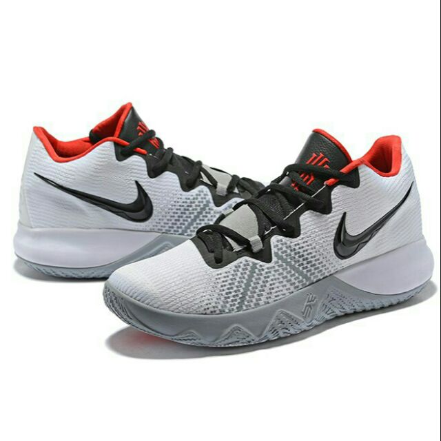 kyrie 4 flytrap