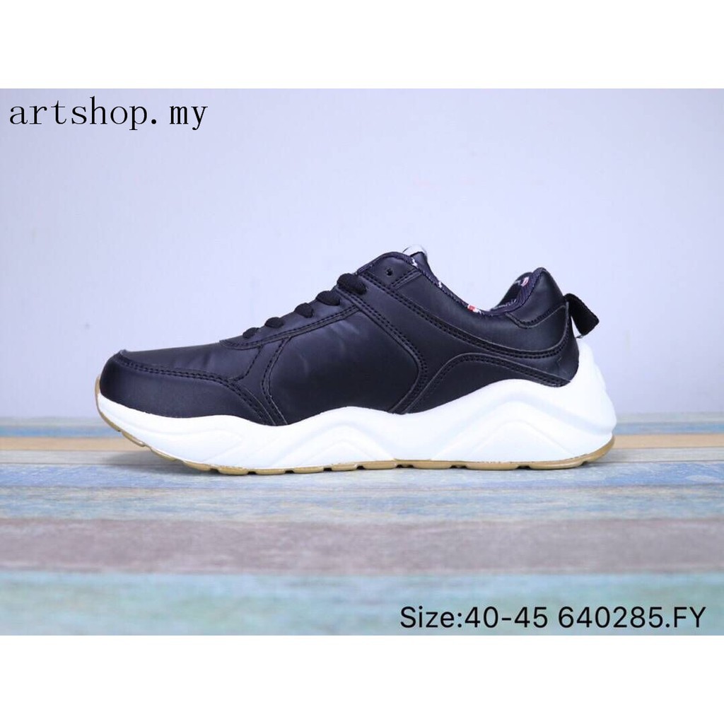 casbia champion shoes