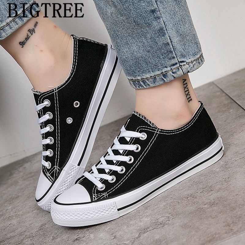 luxury sneakers womens