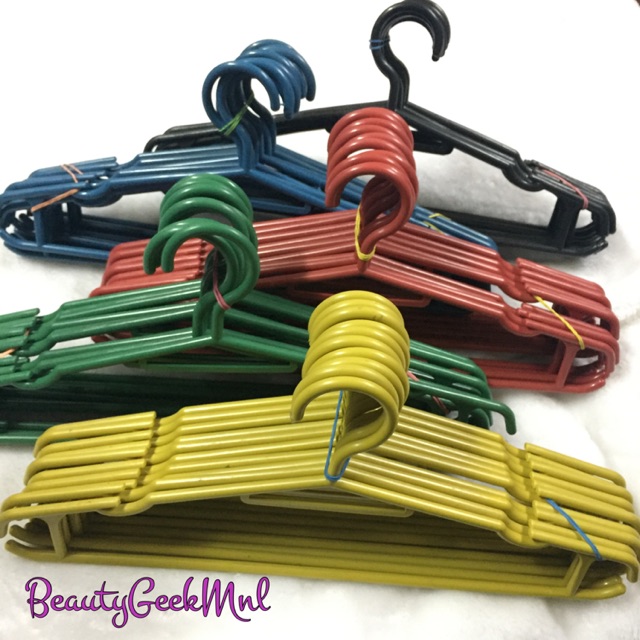 where to buy clothes hangers