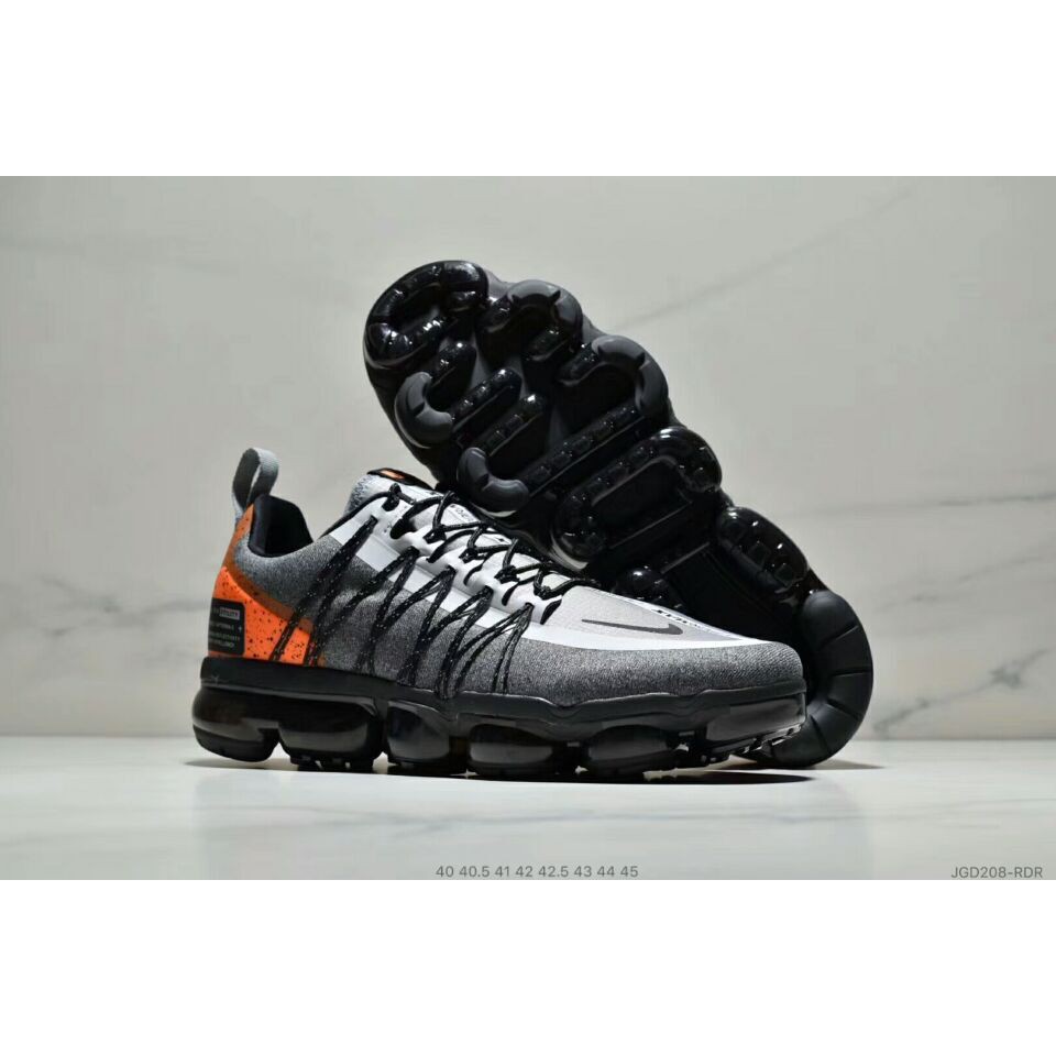 vapormax run utility black orange
