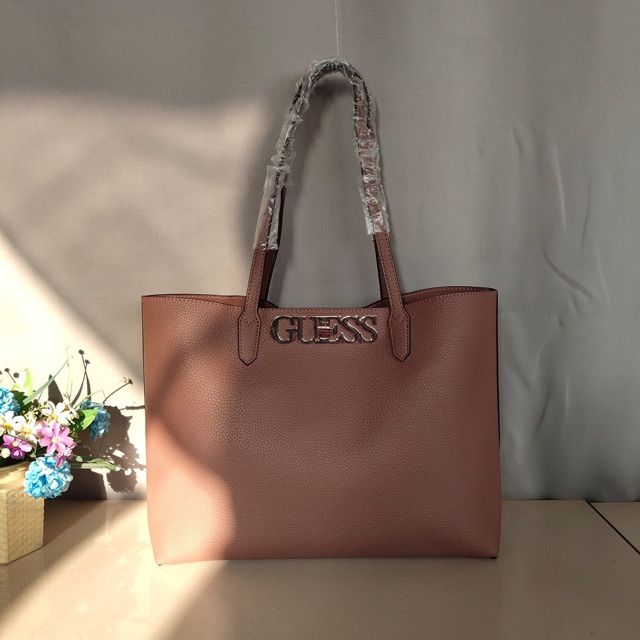 GUESS UPTOWN CHIC BARCELONA TOTEBAG | Shopee Philippines