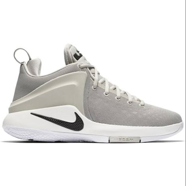 nike zoom witness