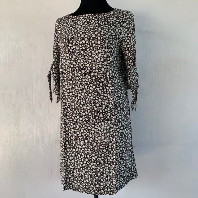 h&m petite fit dress